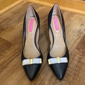 Isaac Mizrahi New York black & white polka dot heels bow embellishment size 6